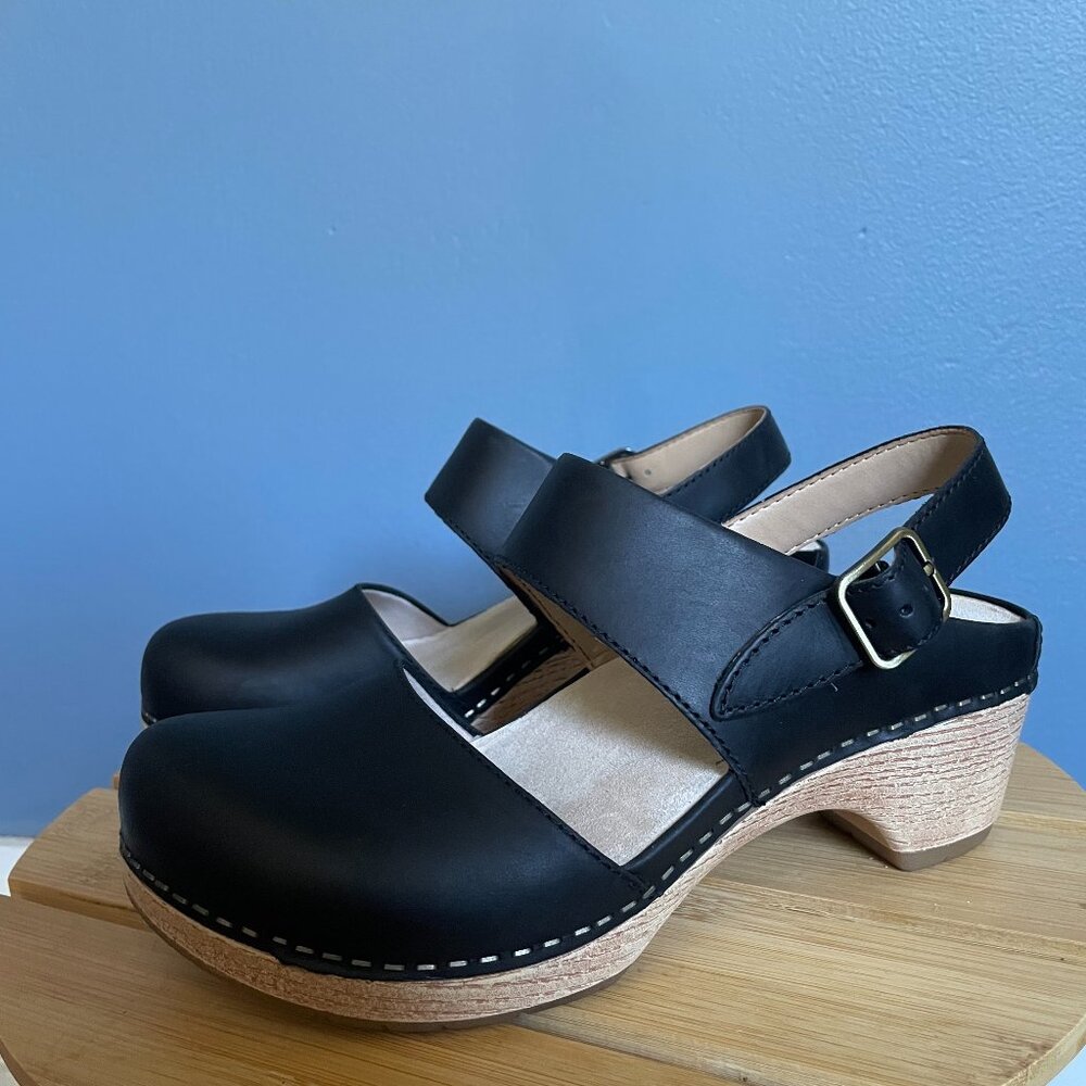 Dansko Lucia Clog | Black | Size 36 | Like New!